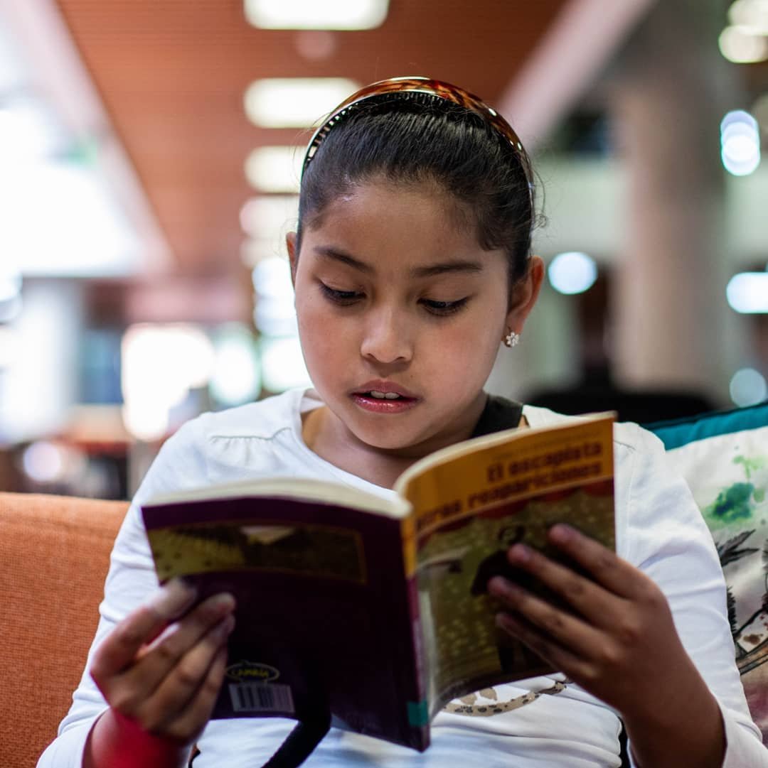 Plan de lectura, escritura y oralidad para Bogotá Leer para la vida 2021-2023. Foto: extraída de Instagram @culturaenbta