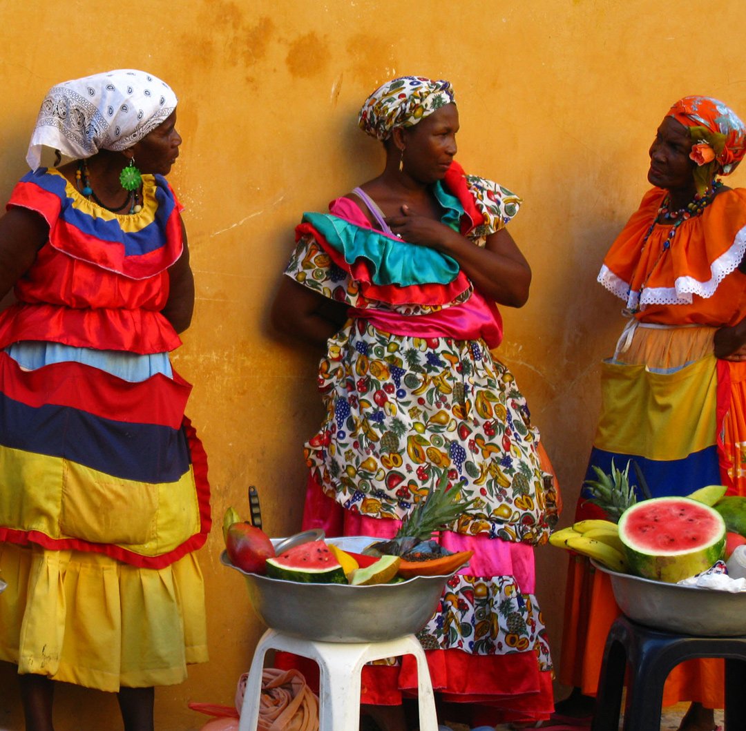 Mes de la Herencia Africana. Palenqueras al natural. Foto: Luis A. Villa | Wikimedia Commons (CC BY 2.0)