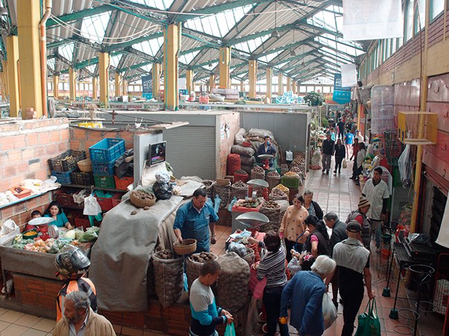 Plaza Distrital de Mercado domicilios. Plaza Distrital de Mercado 20 de Julio. Foto: Elodie Chrisment
