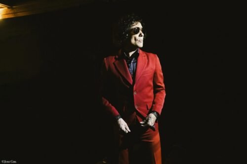 “Nuevas Mutaciones Tour” Bunbury reinventa su rock con raíces latinoamericanas